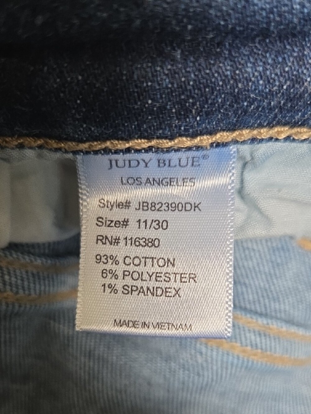 Judy Blue Crop Slim Leg Jeans - Picture 5 of 5